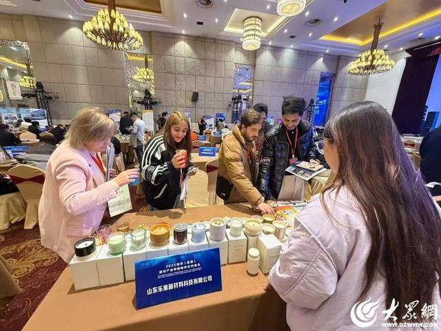 薰蜡烛三分钟签单企业跨界底气何来CQ9电子登录注册潍坊临朐：香(图3)