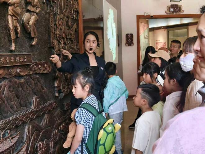 ·大理 瓦猫从屋脊跃入人间CQ9电子最新网站吾乡大藏(图4)