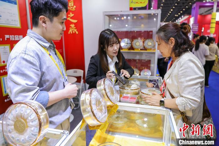 跃参加“消博会”：与中国机遇同行CQ9电子平台网站东南亚企业踊